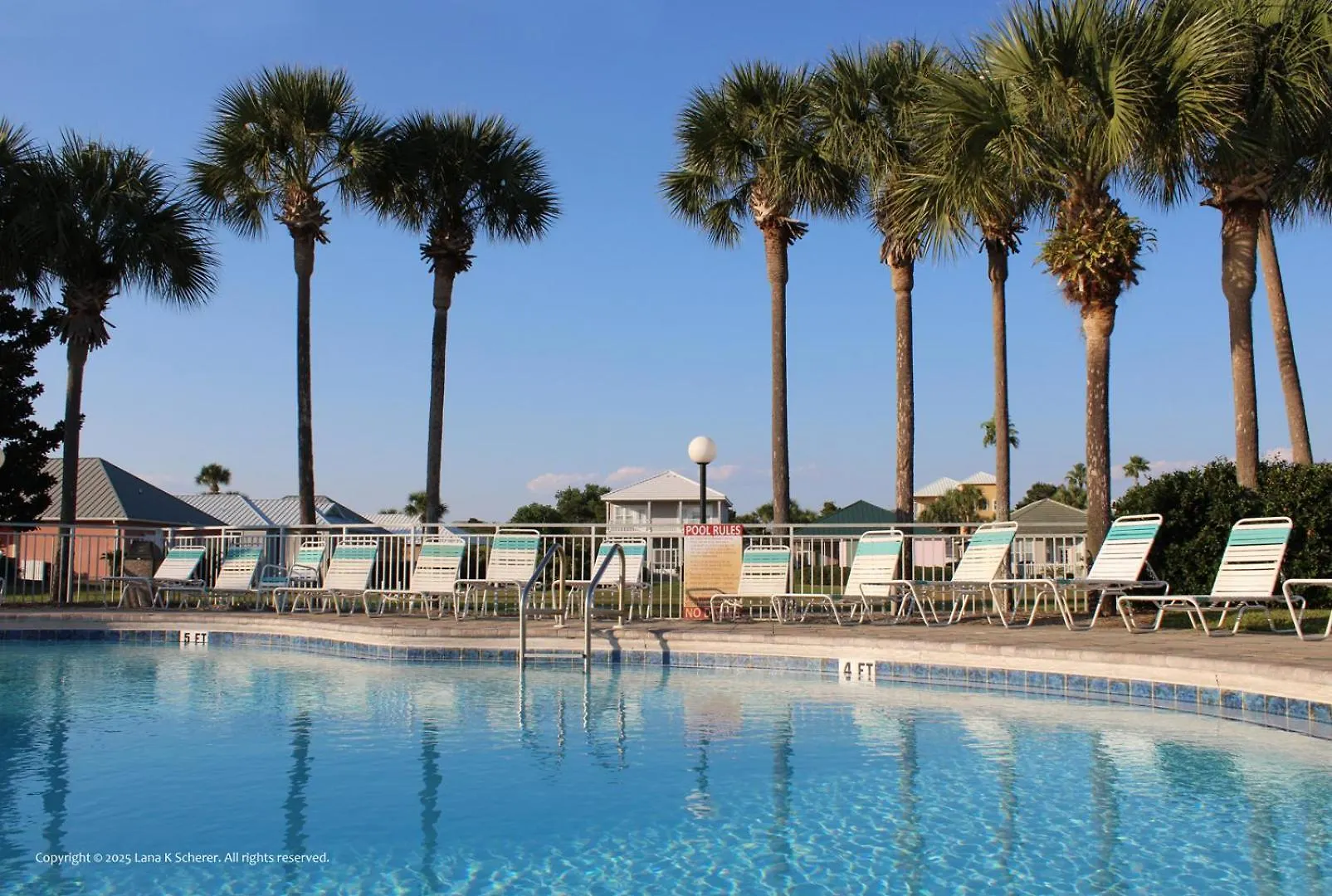Pet Friendly Gulf Front Oasis With Beach Service Destin