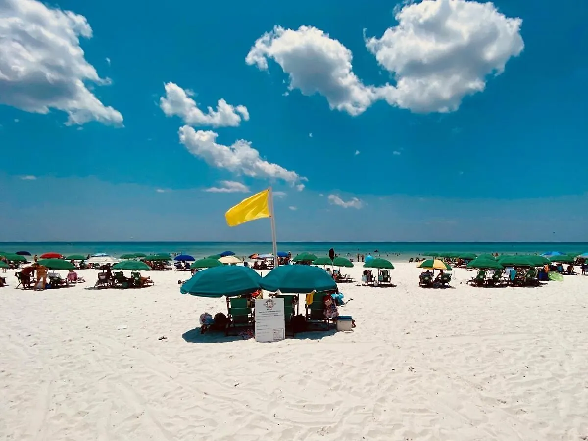 Pet Friendly Gulf Front Oasis With Beach Service Destin Apartment