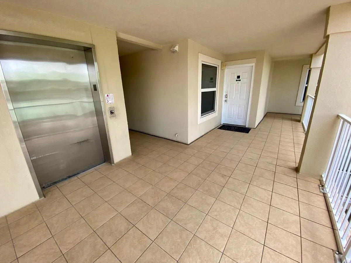 Apartment Pet Friendly Gulf Front Oasis With Beach Service Destin