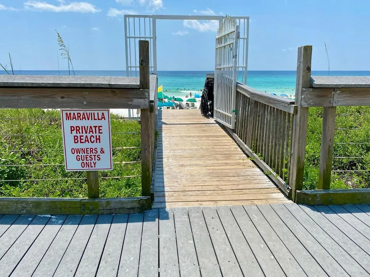 Pet Friendly Gulf Front Oasis With Beach Service Destin 0*,