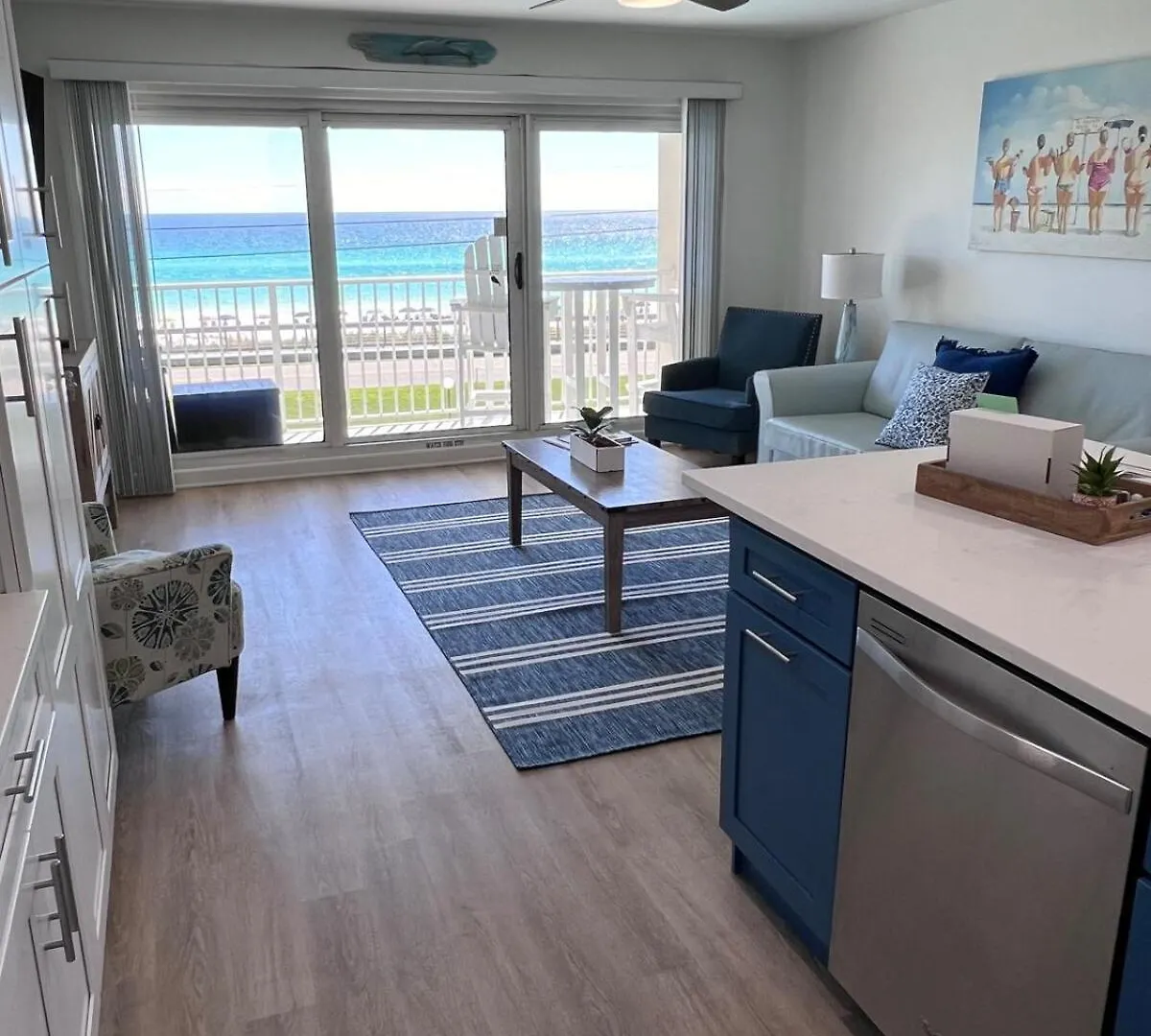 Pet Friendly Gulf Front Oasis With Beach Service Destin